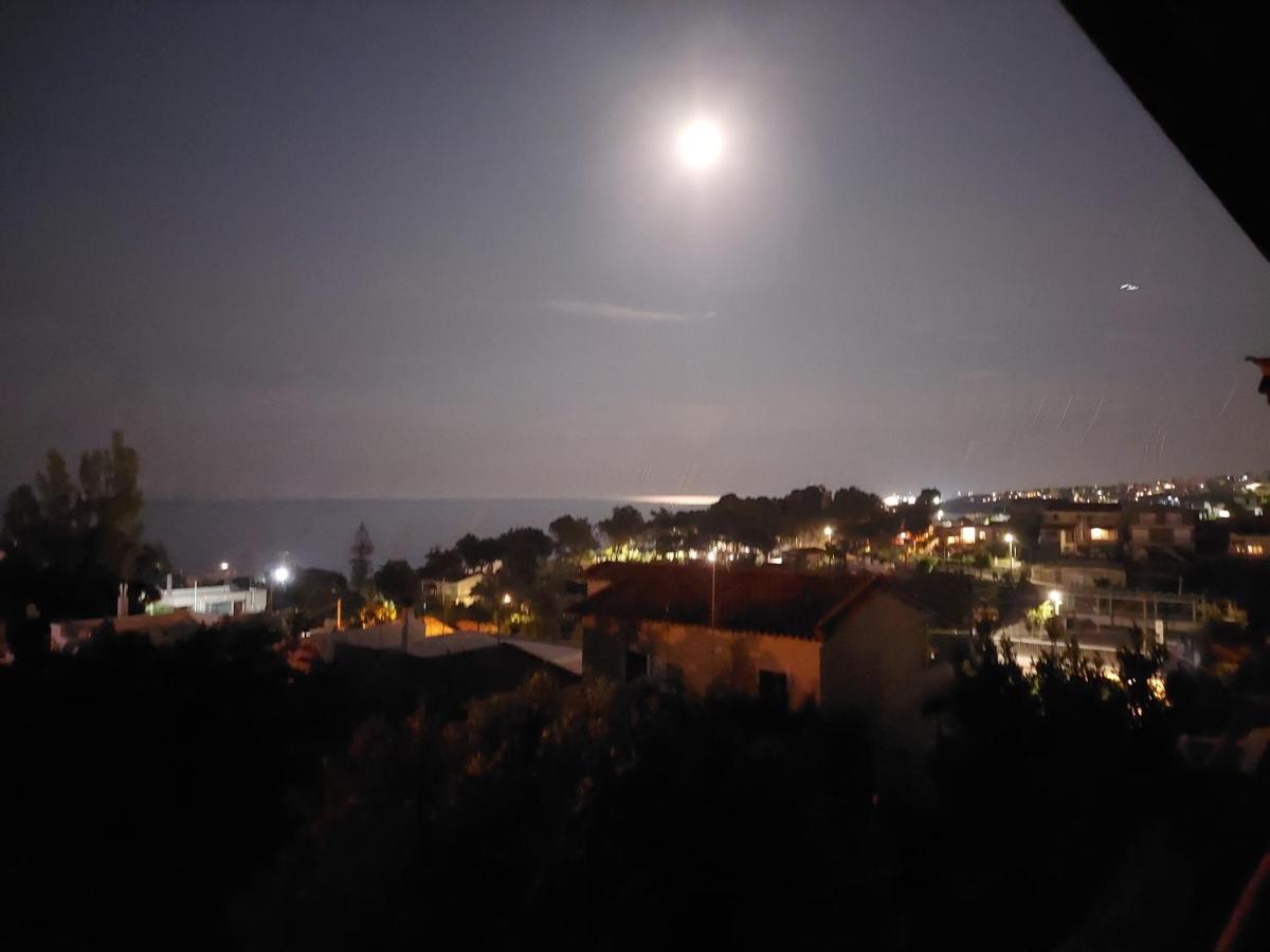 Sea View Apartment 15 Min From Athens Airport Неа-Макрі Екстер'єр фото